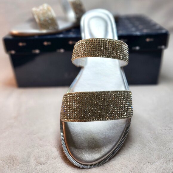 *New Low Price!* Kate & Mel Silver Slides - Picture 1 of 16